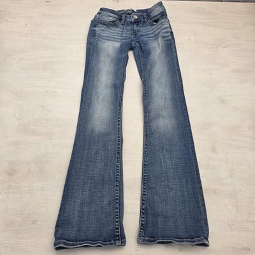 BKE Stella Jeans Womens 25x33.5 Low Rise Slim Fit Boot Cut Distressed Whiskers